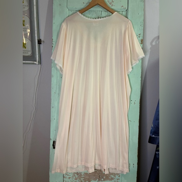 Sears Cream light pink Lace-Trimmed Nightgown - Picture 4 of 6